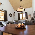 Kitz - Ski-to-door Apartment Bad Kleinkirchheim